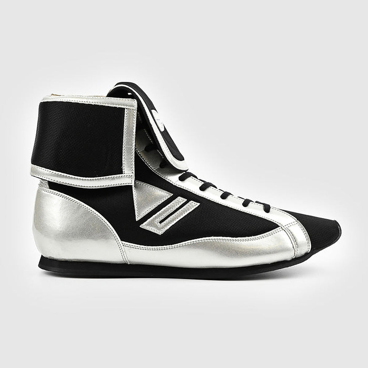 Close-up of the black mesh upper and silver-white trim on the Winning RS-100 boxing shoe