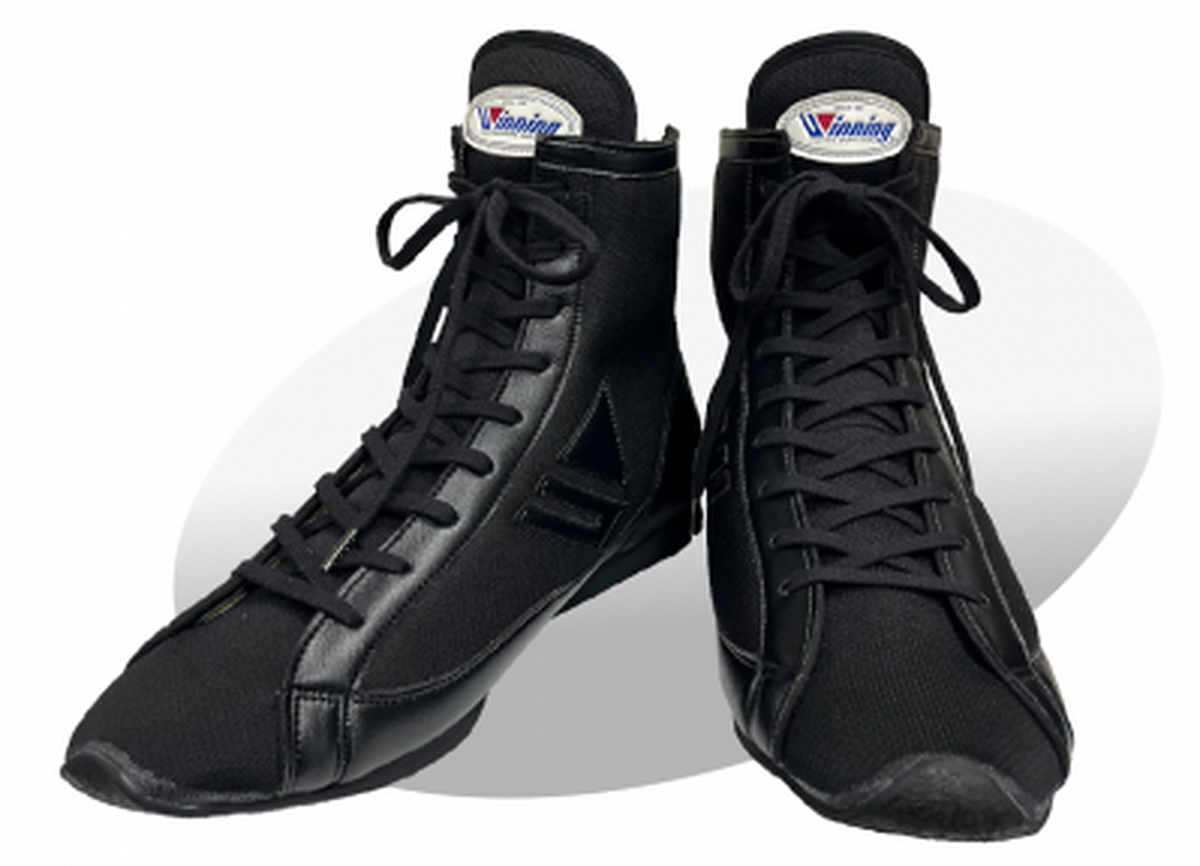 Winning RS-100 high-top boxing shoes in all black leather and mesh with black laces